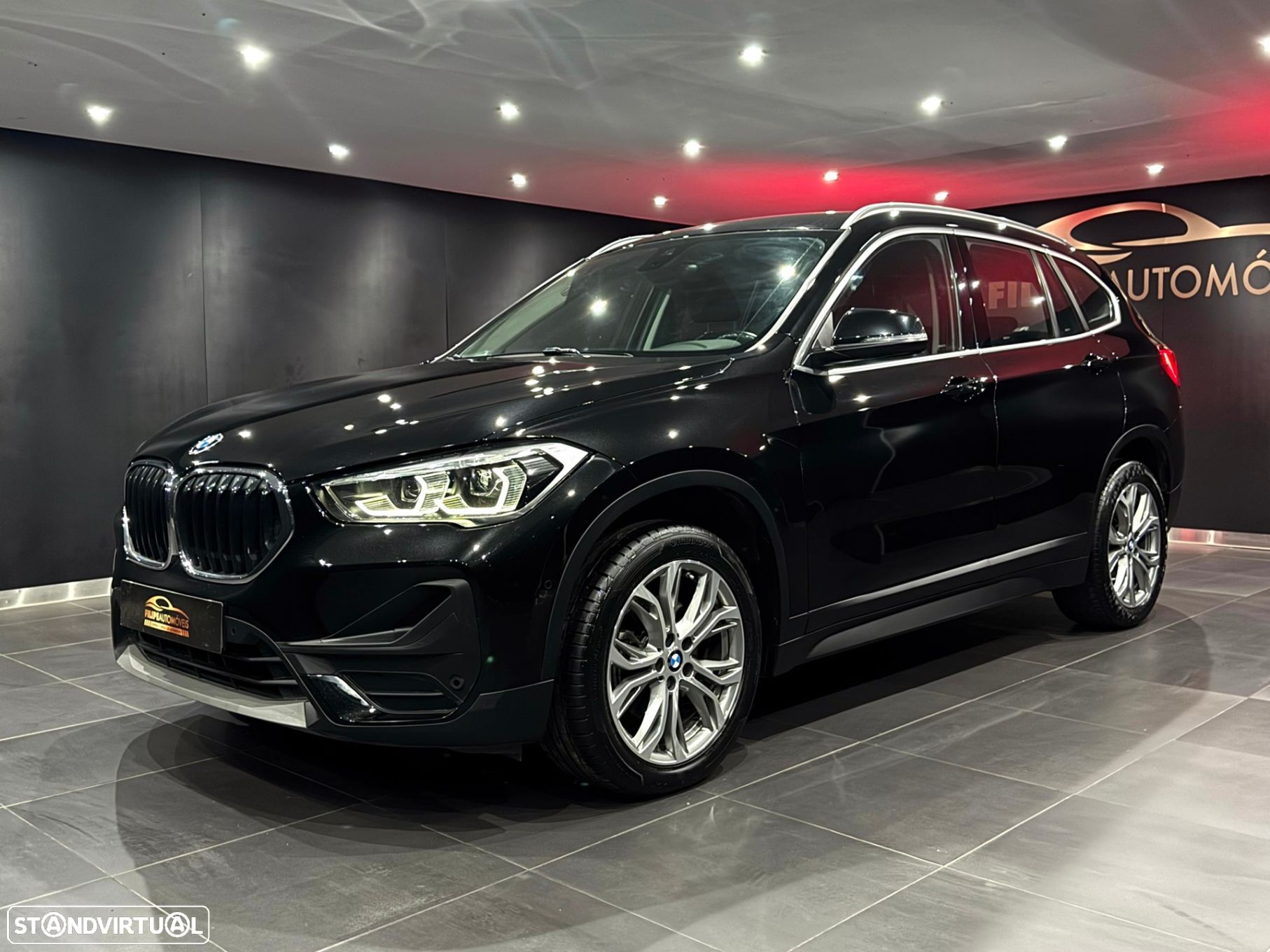 BMW X1 18 d sDrive Auto Line Sport - 1