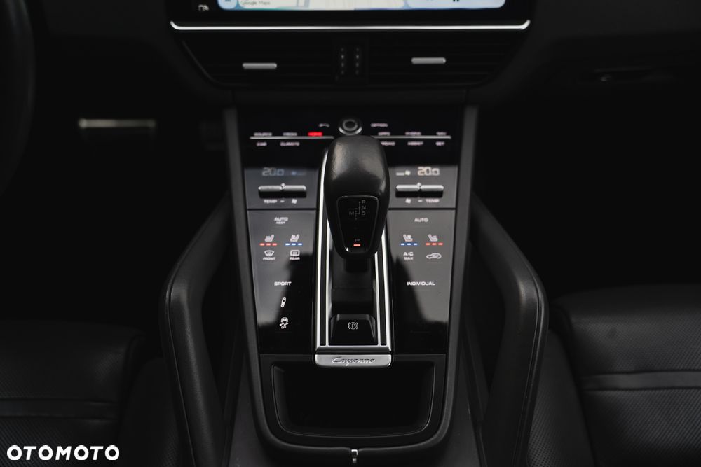 Porsche Cayenne S - 20