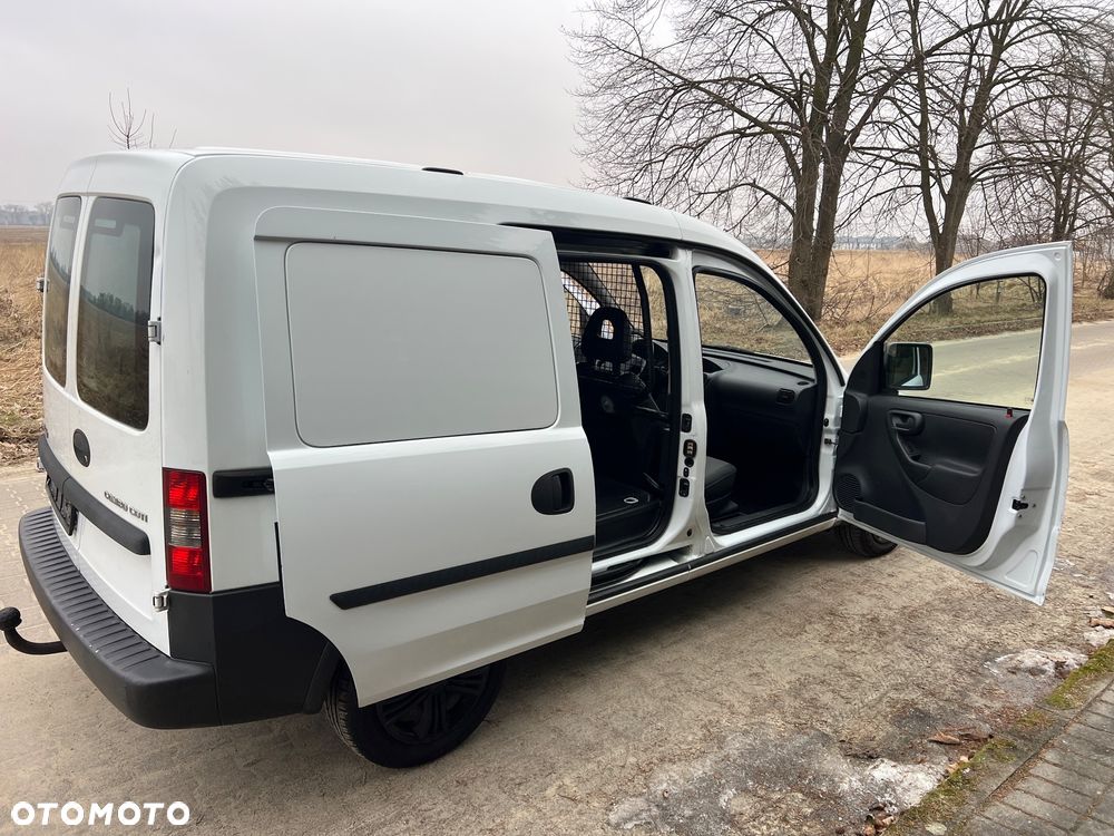 Opel Combo - 11