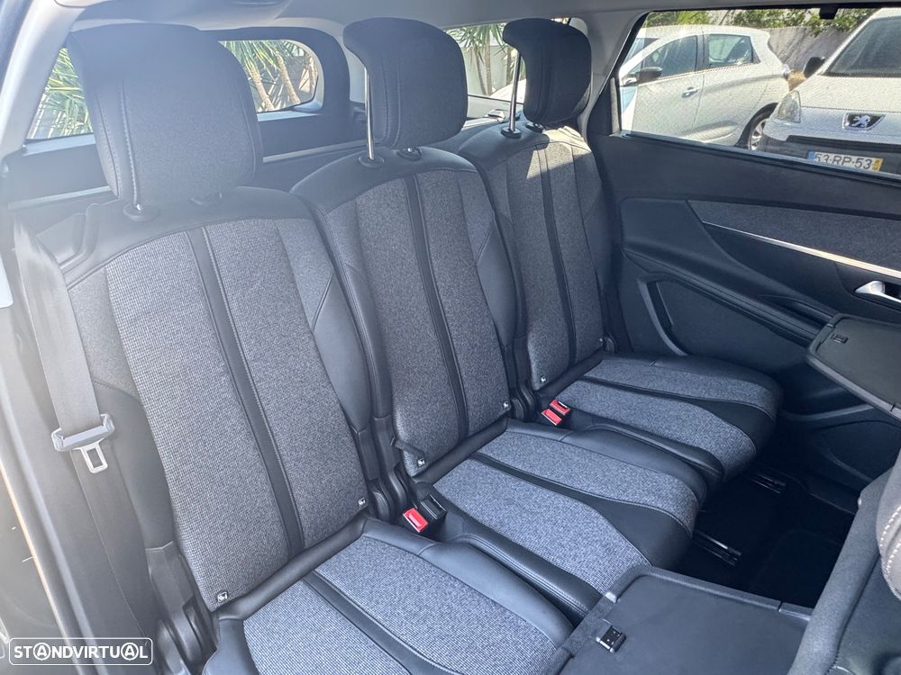 Peugeot 5008 1.5 BlueHDi Allure Pack - 19
