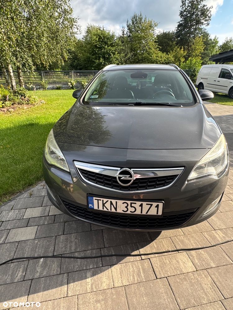Opel Astra 1.3 CDTI Cosmo ecoFLEX - 1