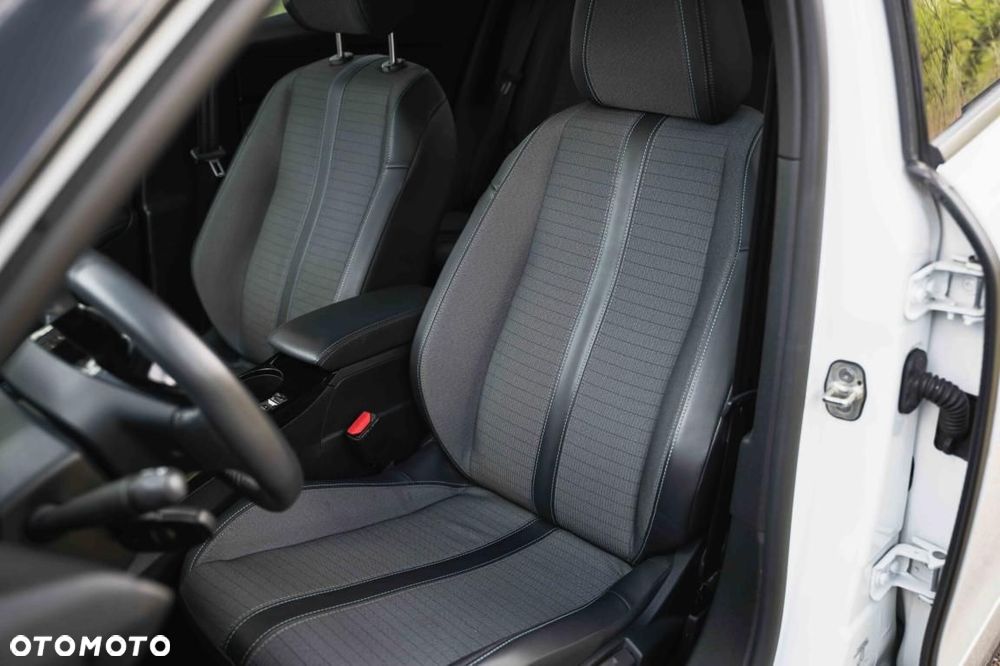 Peugeot 2008 - 18