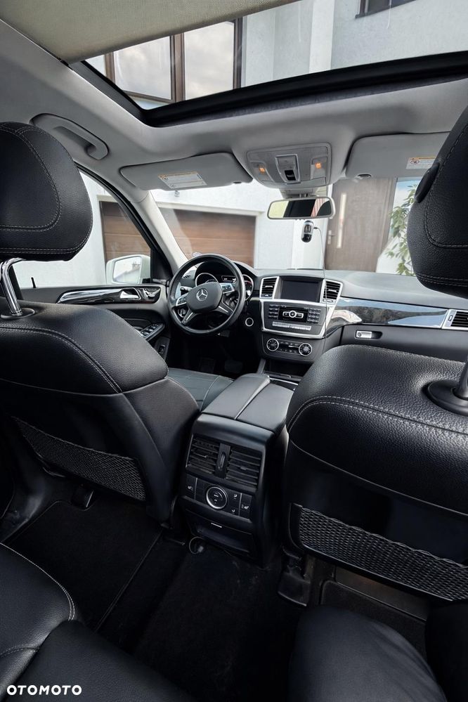 Mercedes-Benz ML 350 BlueTEC 4-Matic - 5