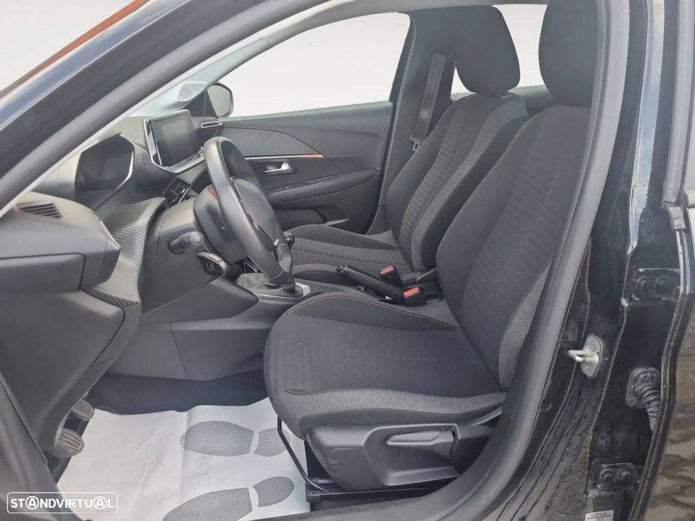 Peugeot 208 1.2 PureTech Active Pack - 10