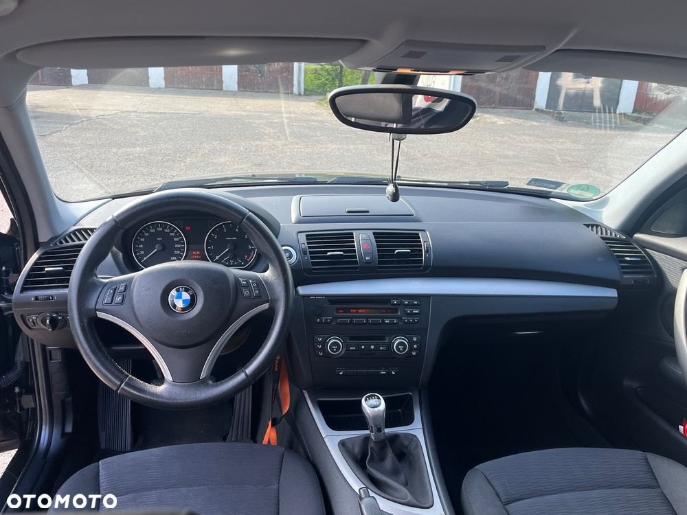 BMW Seria 1 - 8