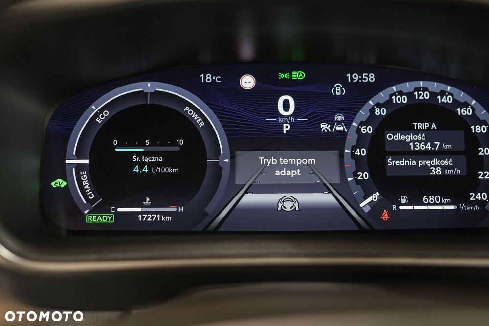 Toyota Corolla 1.8 Hybrid Comfort - 34