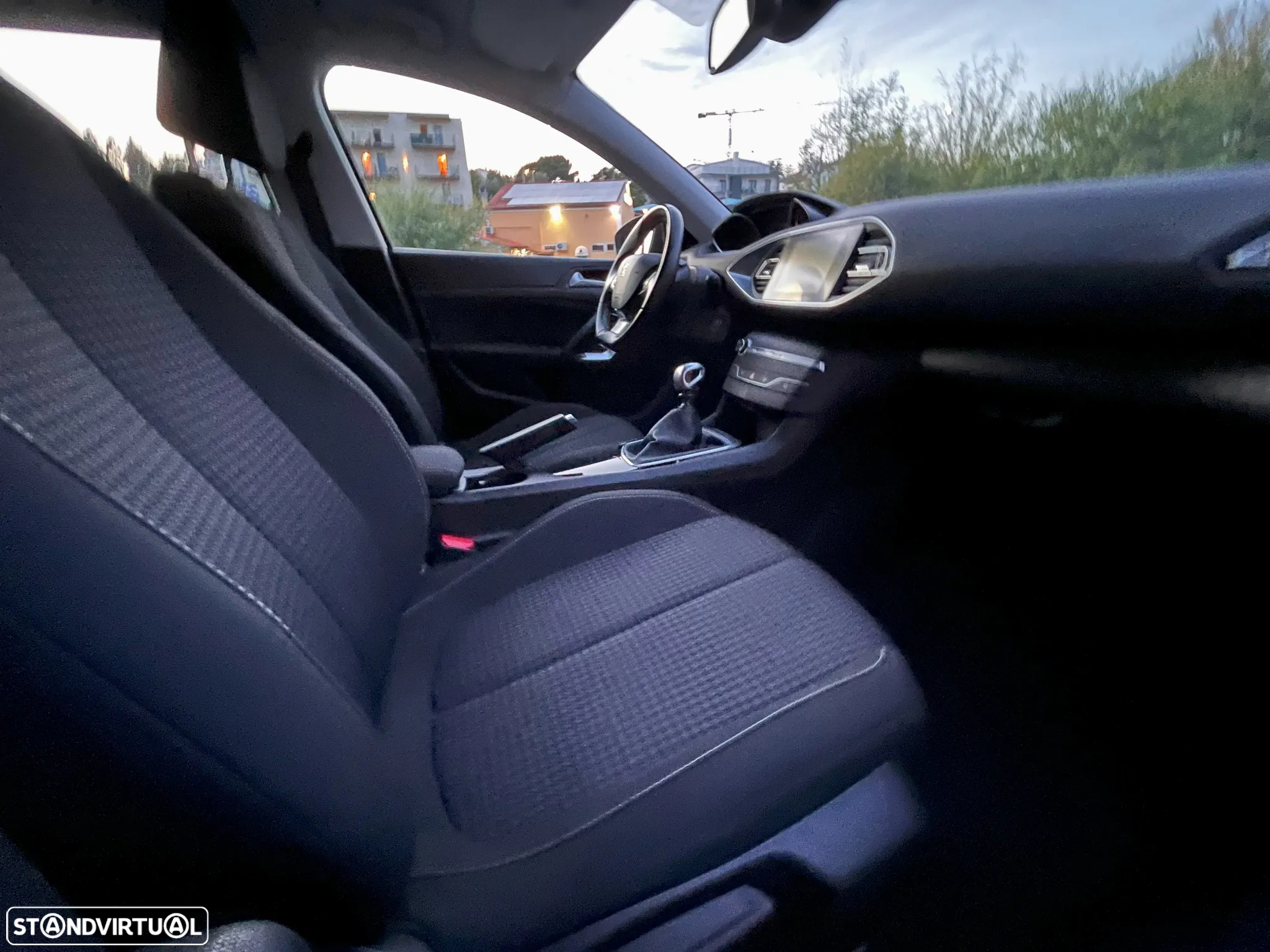 Peugeot 308 SW 1.5 BlueHDi Business Line - 13