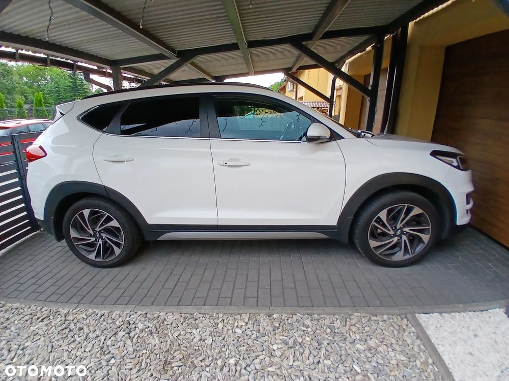 Hyundai Tucson - 2
