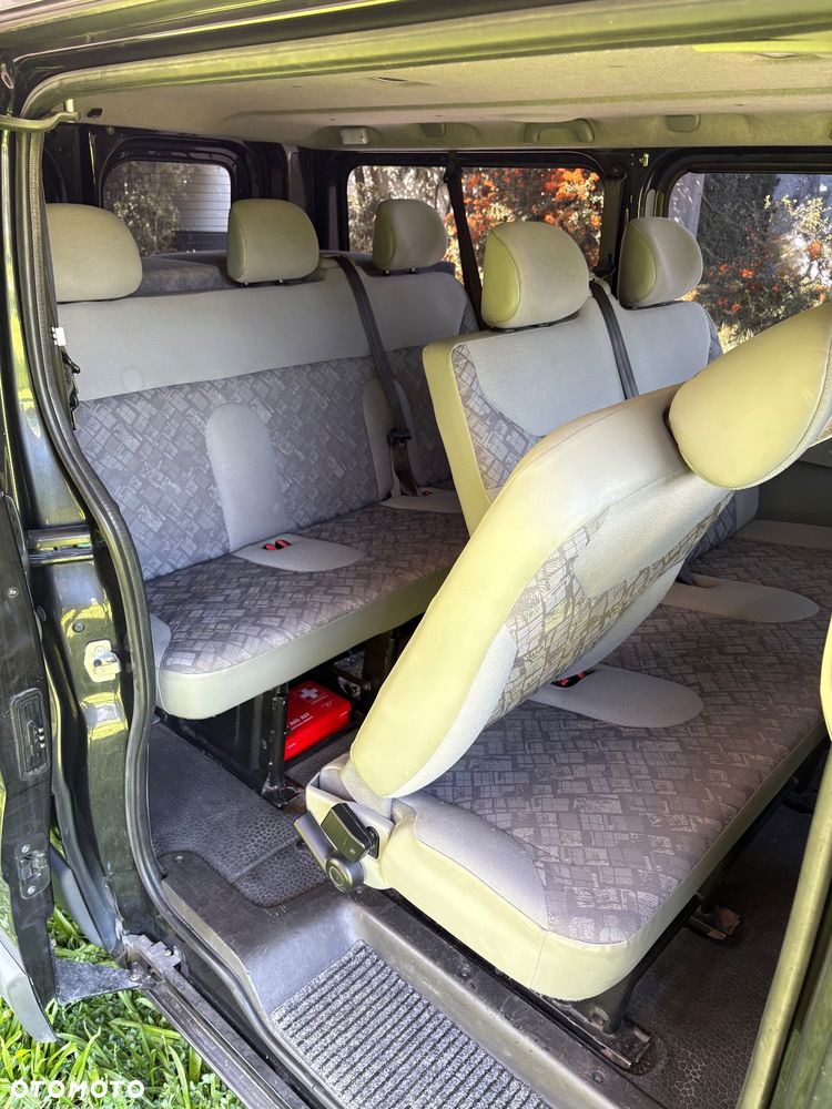 Opel Vivaro - 14