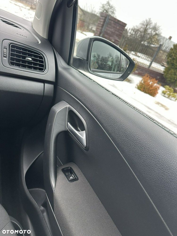 Volkswagen Polo - 26