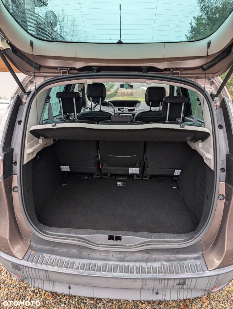 Renault Scenic 1.5dCi TomTom Edition EDC - 11