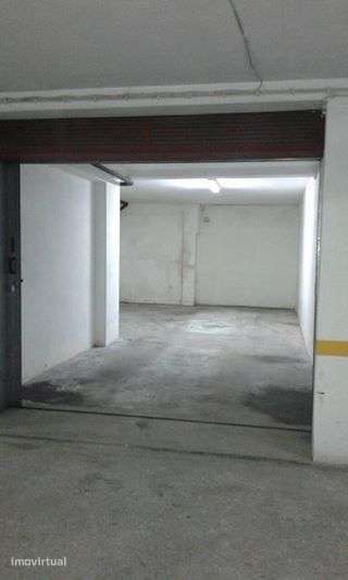 Garagem fechada - Póvoa de Varzim - Grande imagem: 3/4