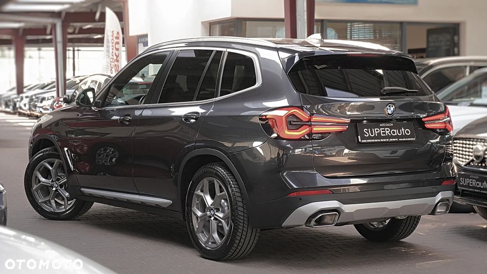 BMW X3 sDrive18d mHEV - 8