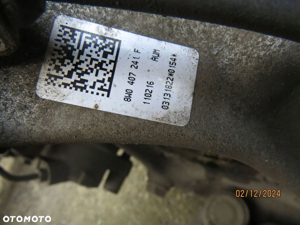 Audi A4 S4 B9 2017 Przód strona prawa Łożyska i piasty kół - 3
