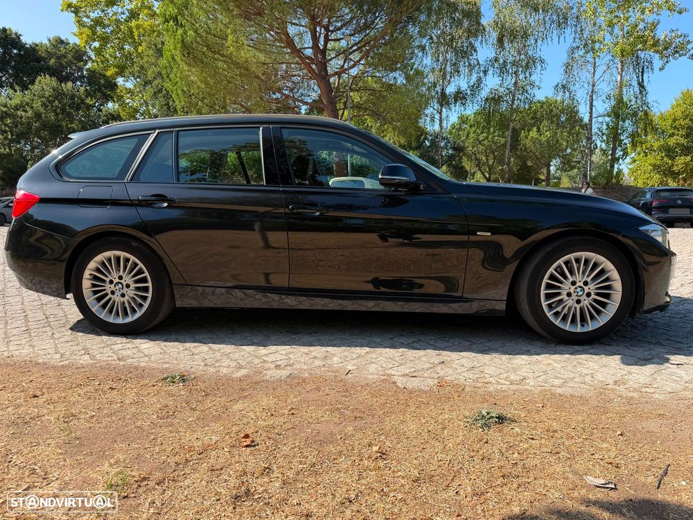 BMW 320 d Line Luxury - 4