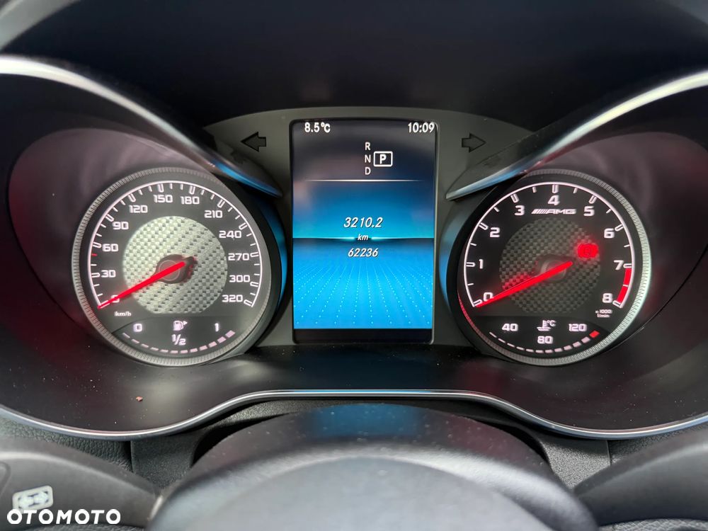 Mercedes-Benz Klasa C AMG 63 AMG Speedshift MCT 9G - 21