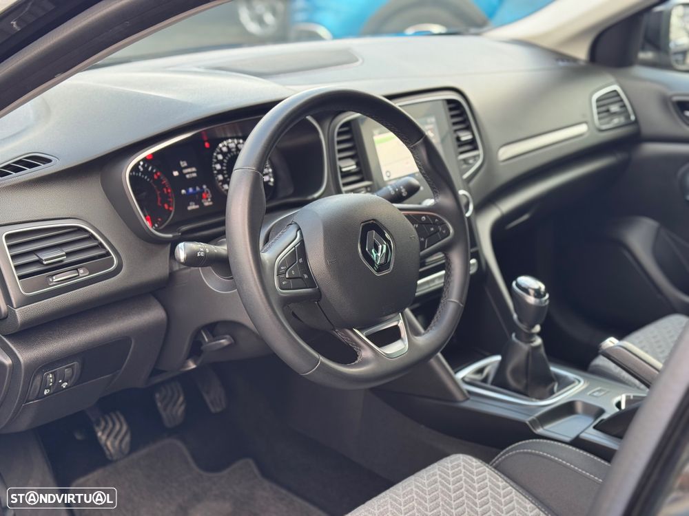Renault Mégane Sport Tourer 1.3 TCe Limited - 8