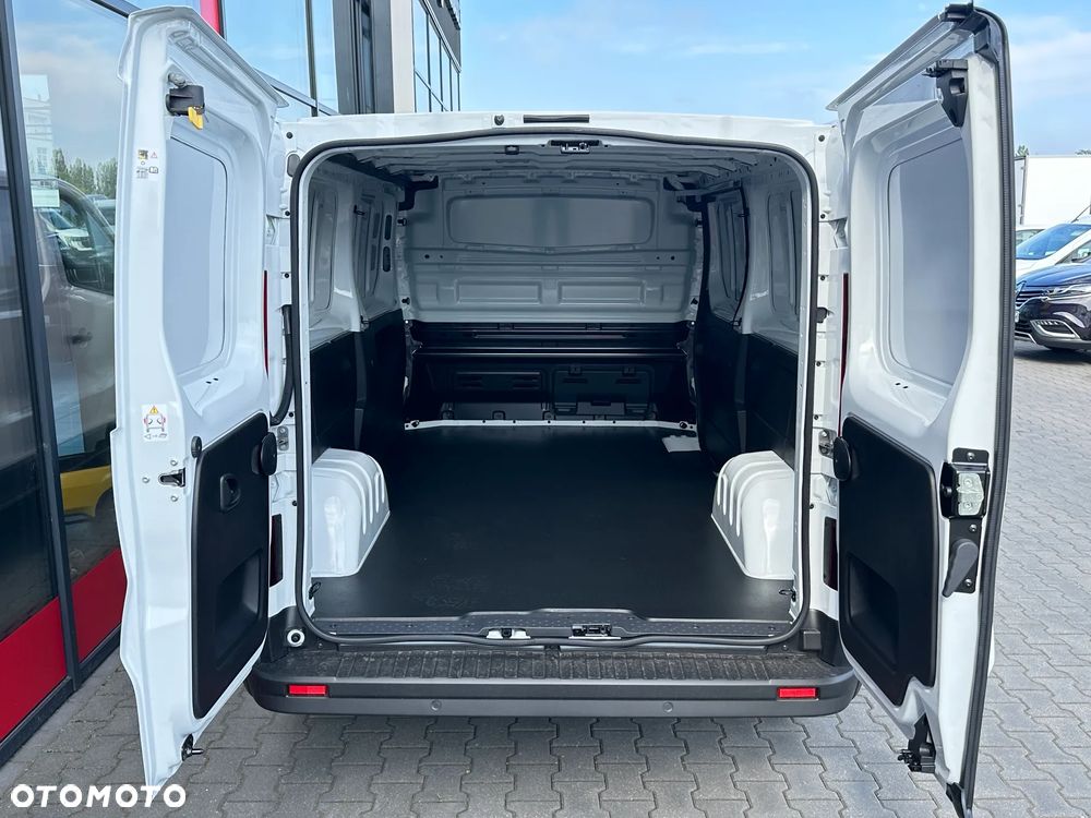 Renault Trafic - 10