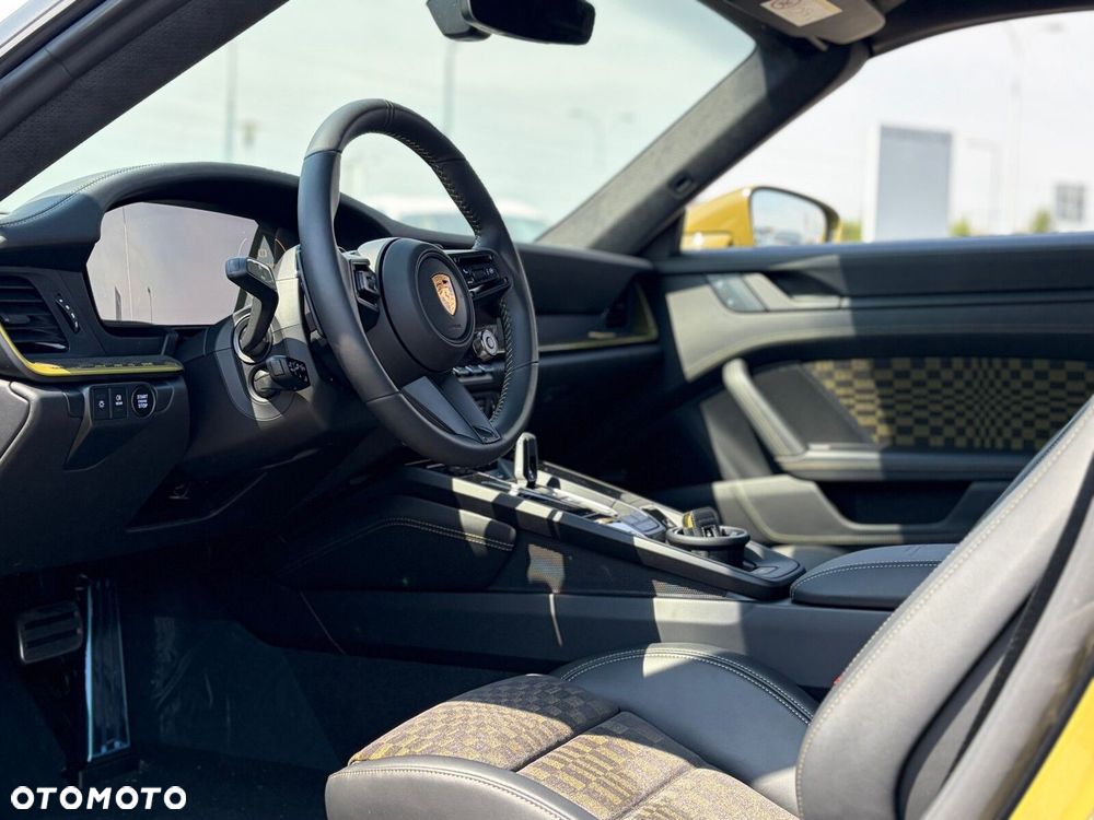 Porsche 911 - 15
