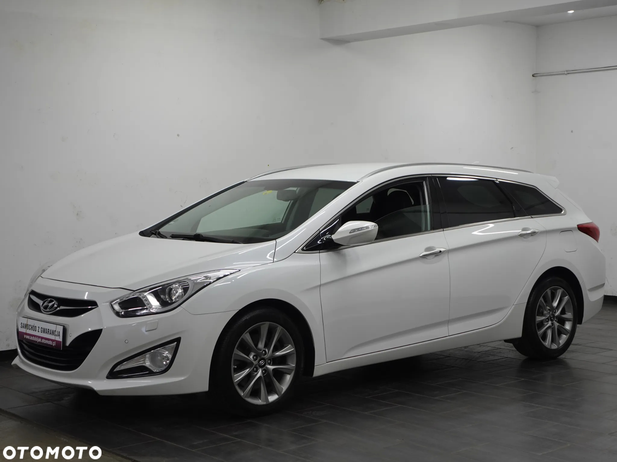 Hyundai i40 1.6 CRDi Comfort DCT - 4