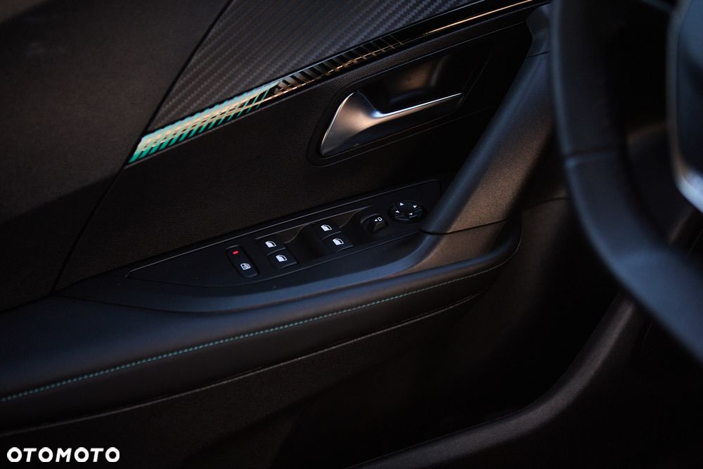 Peugeot 2008 1.2 PureTech Allure Pack S&S EAT8 - 15