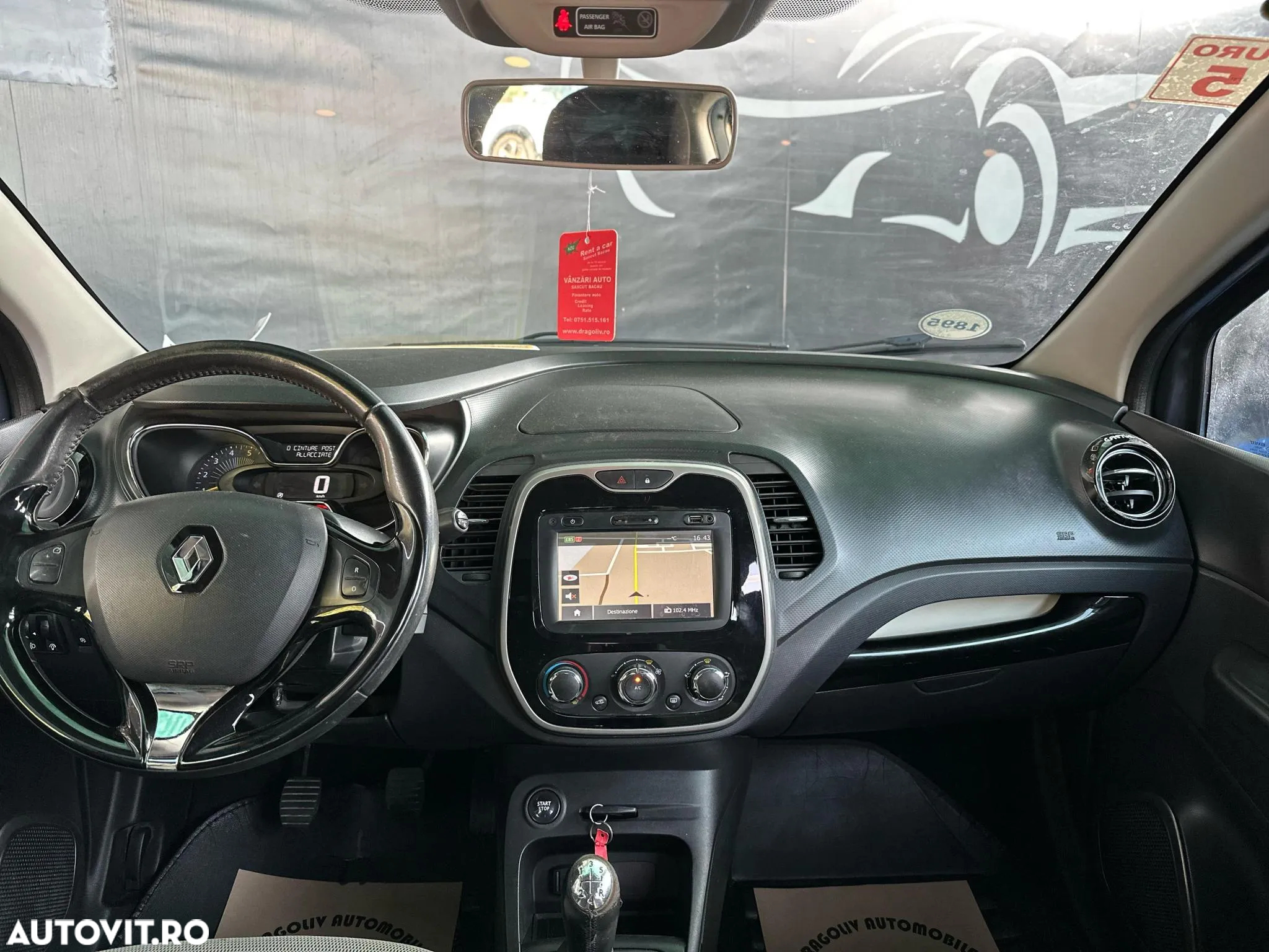 Renault Captur - 10