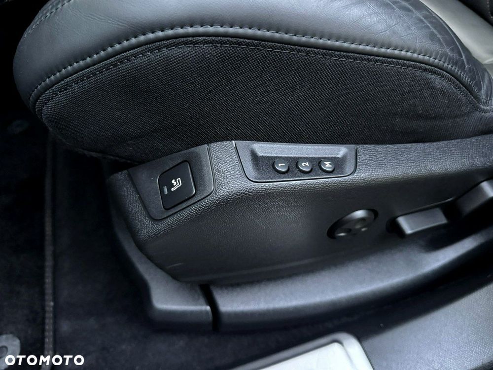 Peugeot 3008 BlueHDi 180 Stop & Start EAT6 GT - 14