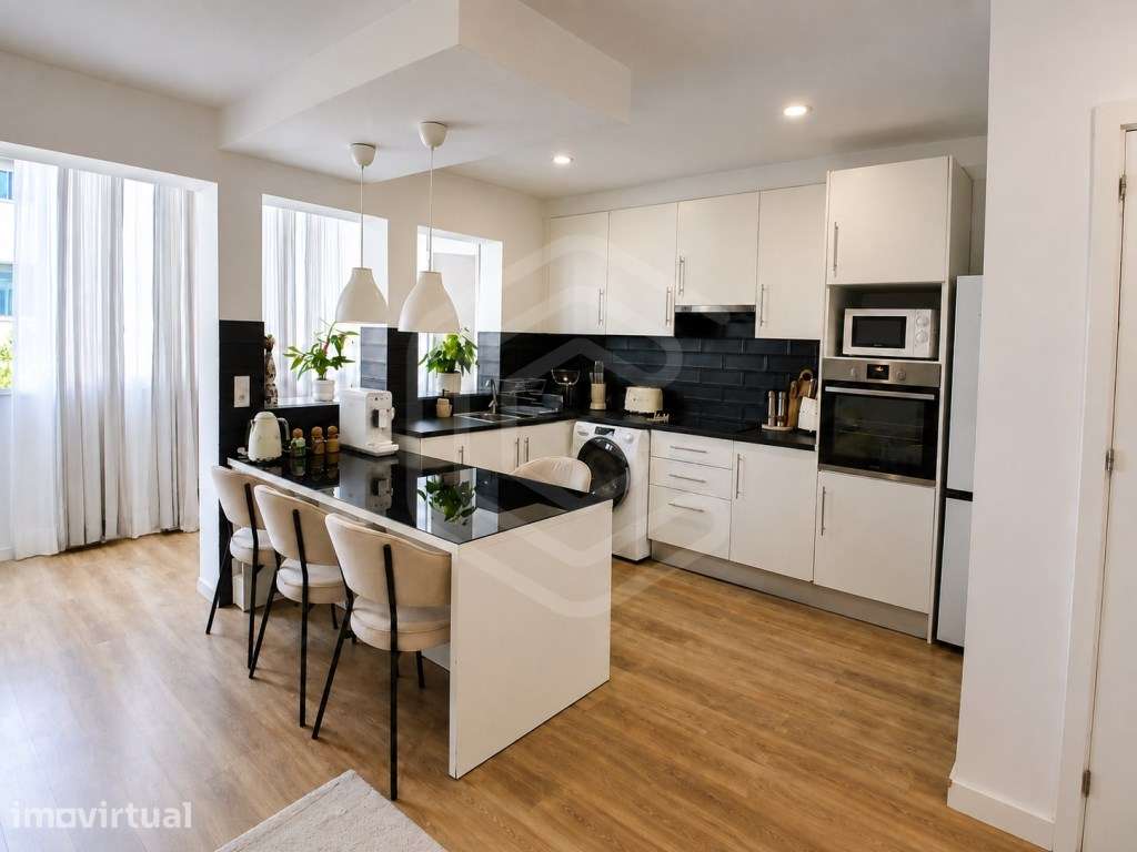 Apartamento T2 remodelado no Centro de Loulé - Grande imagem: 3/22