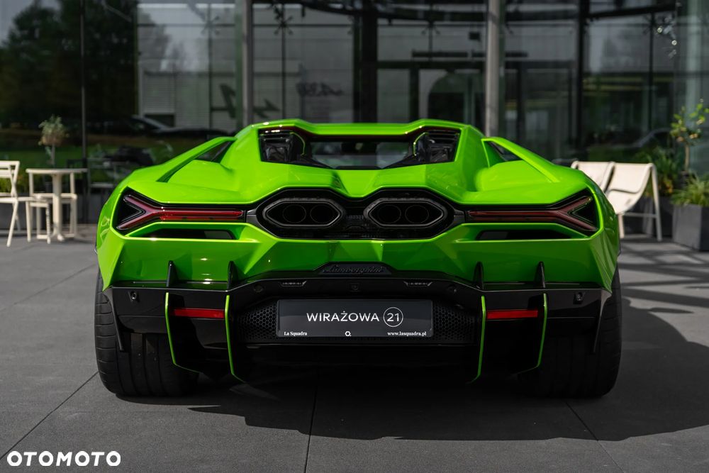 Lamborghini Revuelto - 5