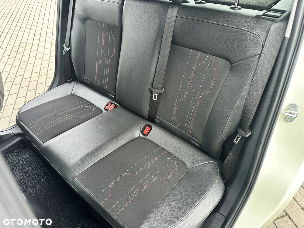 Opel Corsa 1.4 16V 150 Jahre - 12