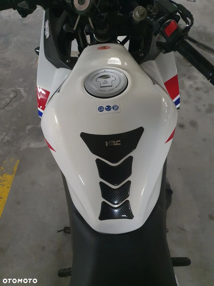 Honda CBR - 14