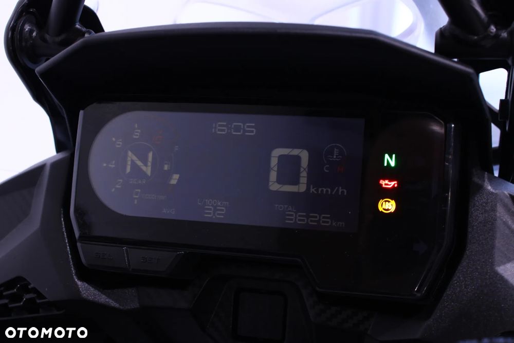 Honda CB - 8