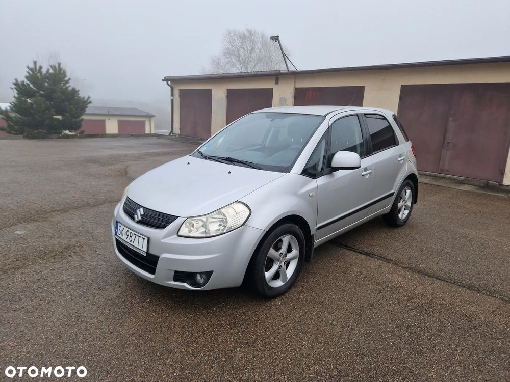 Suzuki SX4 1.6 GS / Premium - 12
