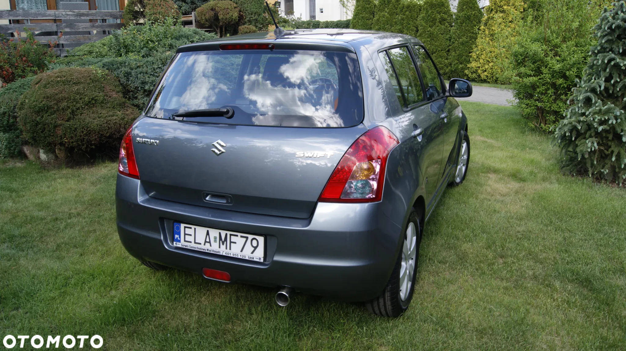 Suzuki Swift 1.3 Club - 4