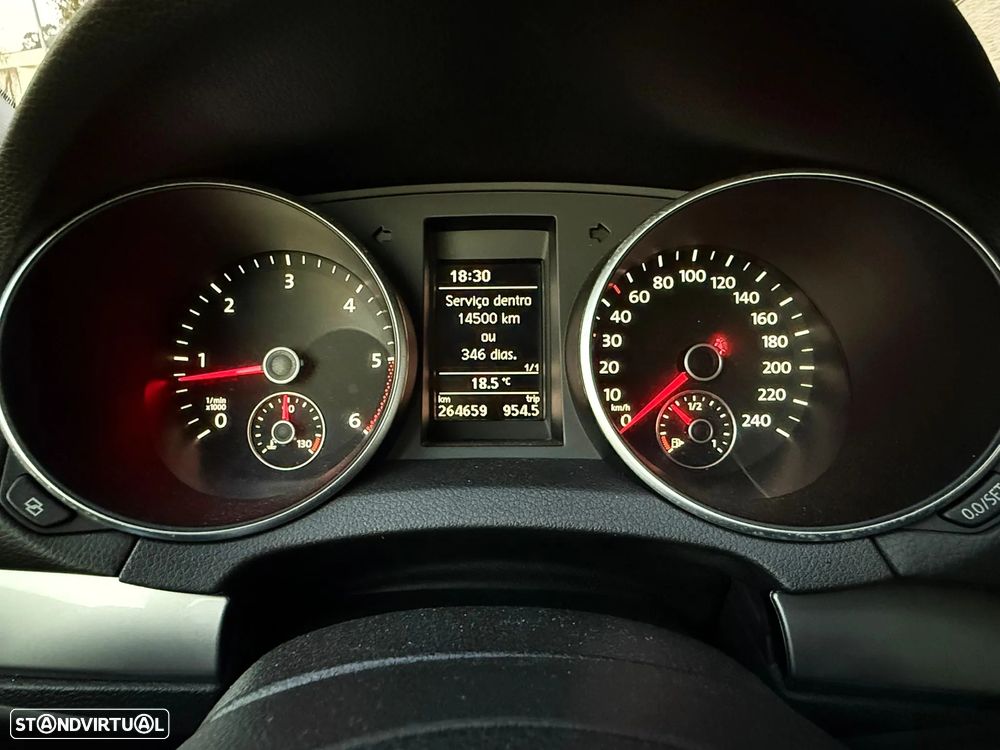 VW Golf 1.6 TDi Confortline - 15