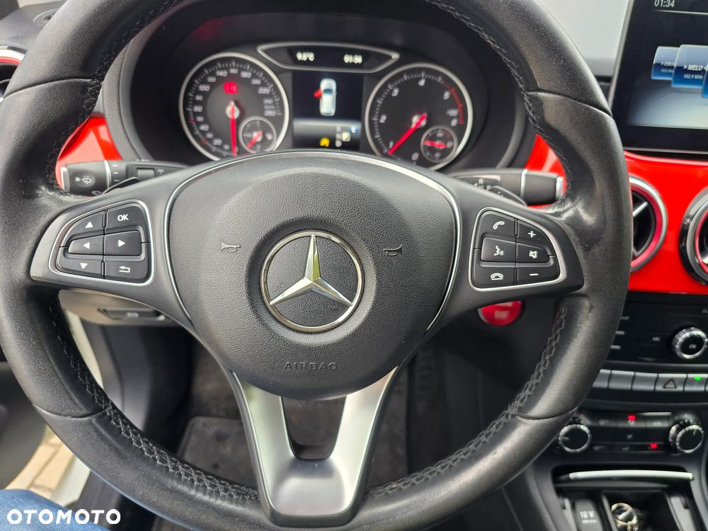 Mercedes-Benz Klasa B - 25