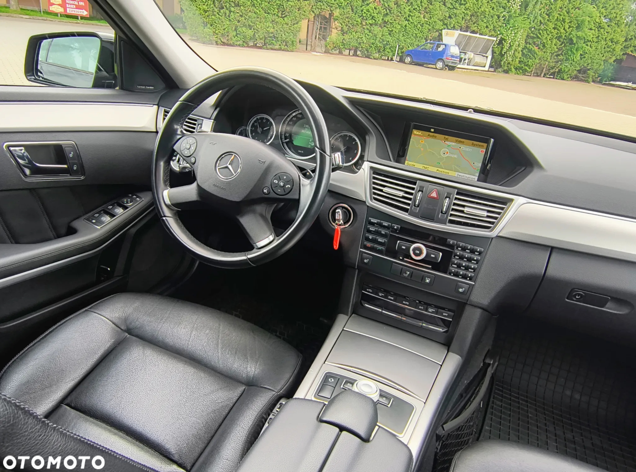 Mercedes-Benz Klasa E 350 CDI 4-Matic BlueEff Avantgarde - 13