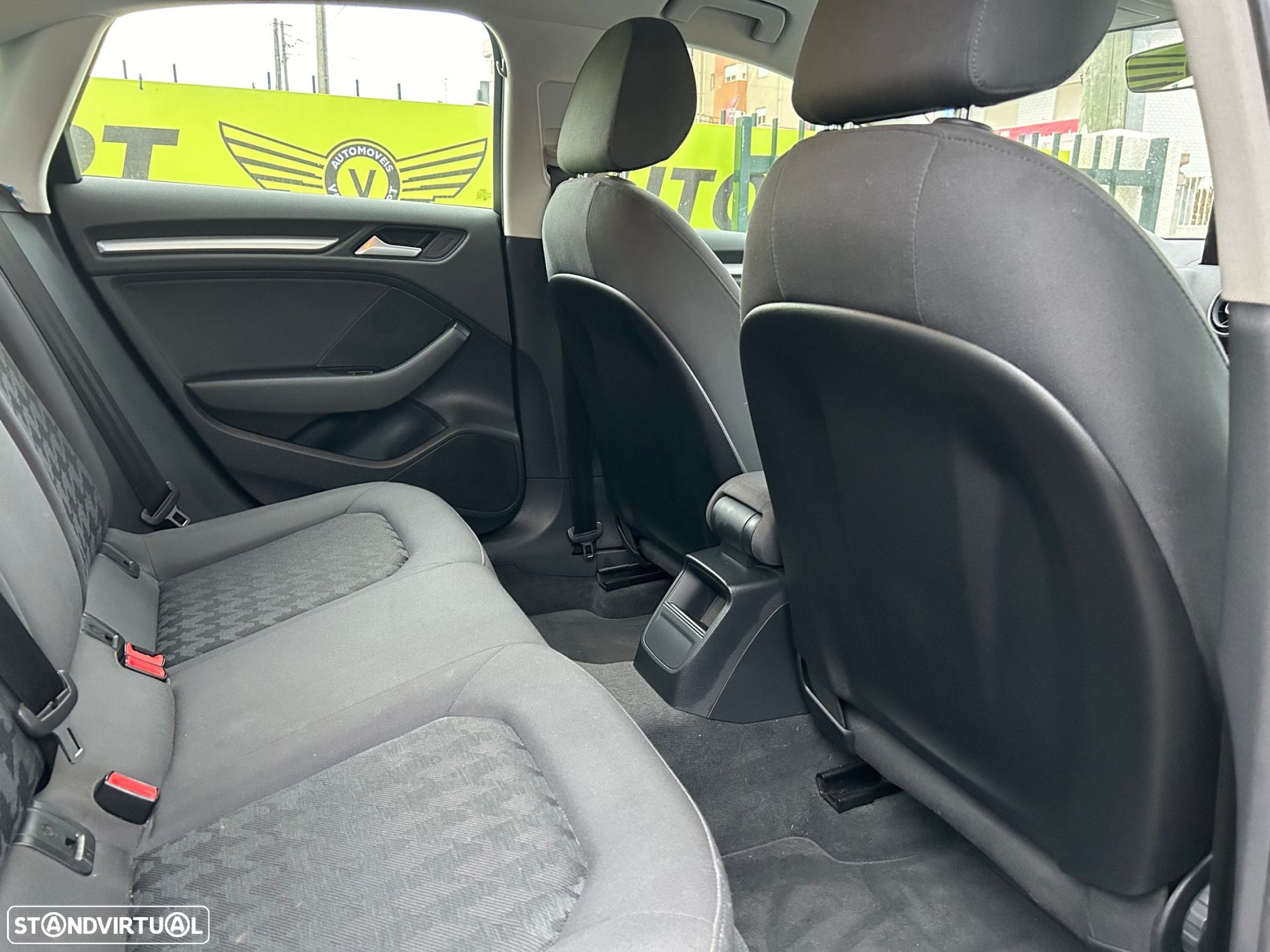 Audi A3 Limousine 1.6 TDI Advance - 31