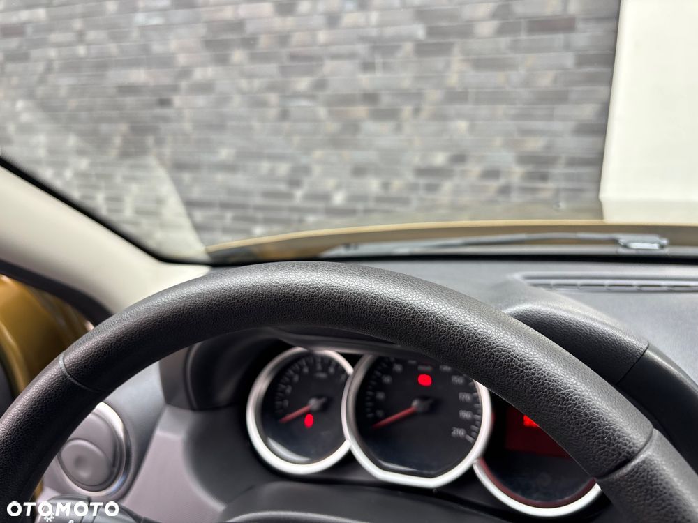 Dacia Duster 1.6 SCe Comfort - 21