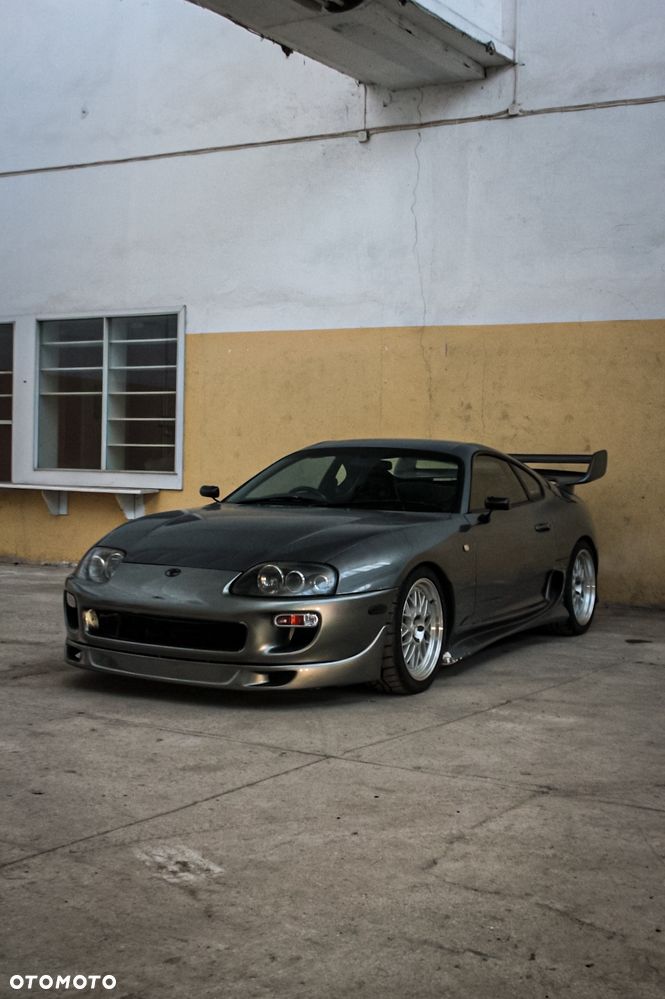 Toyota Supra - 3