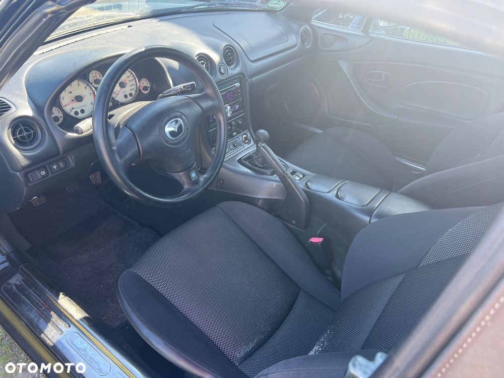 Mazda MX-5 1.6i 16V - 20