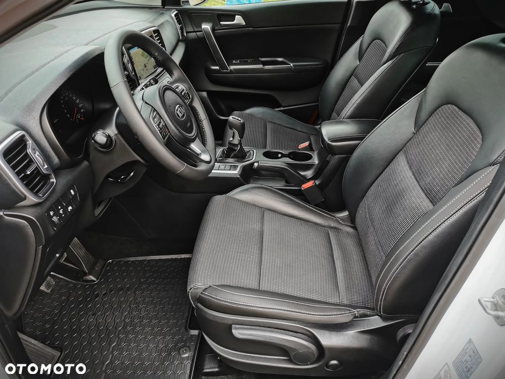 Kia Sportage - 13