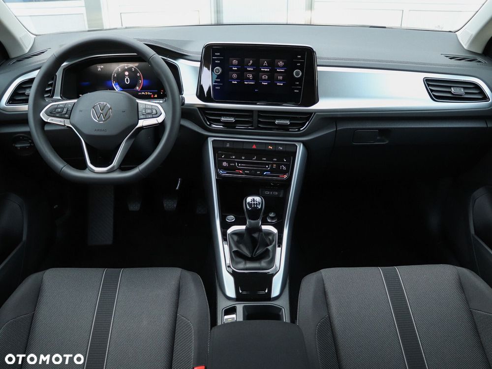 Volkswagen T-Roc - 11