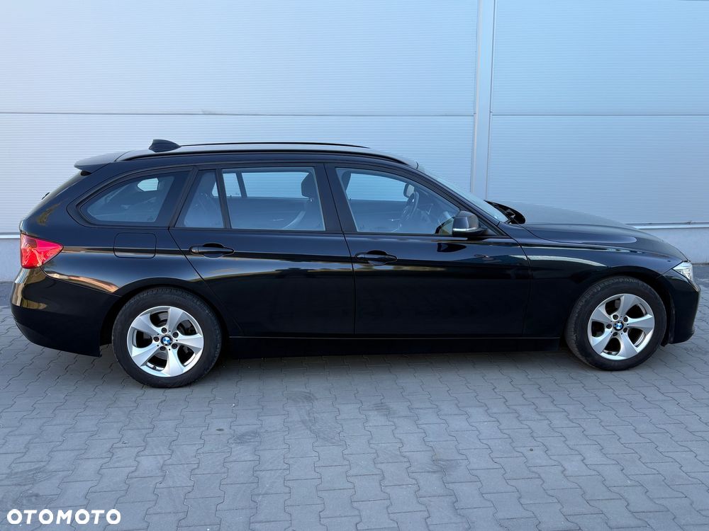 BMW Seria 3 320d Efficient Dynamics Edition Blue Perf Sport Line - 6
