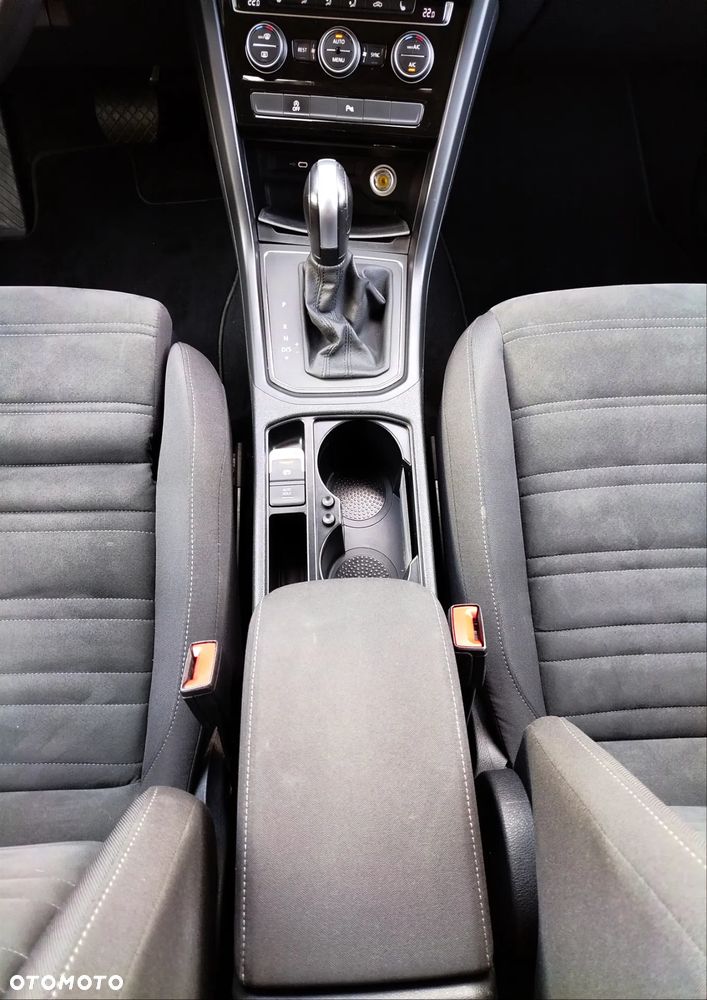 Volkswagen Touran - 6