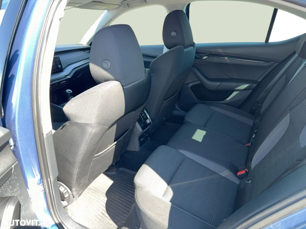 Skoda Octavia 2.0 TDI Ambition - 12