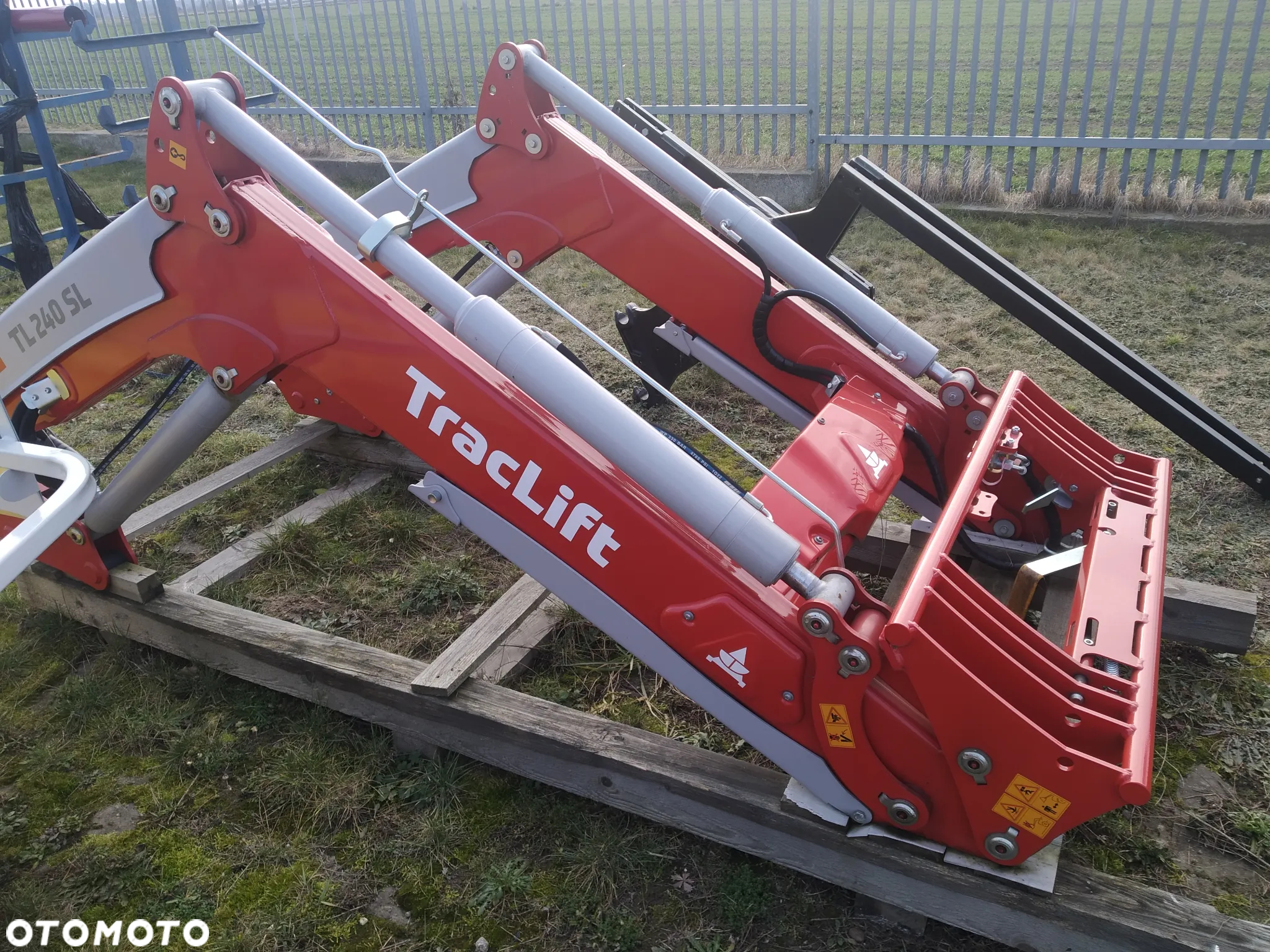 TracLift TL 240 SL - 3