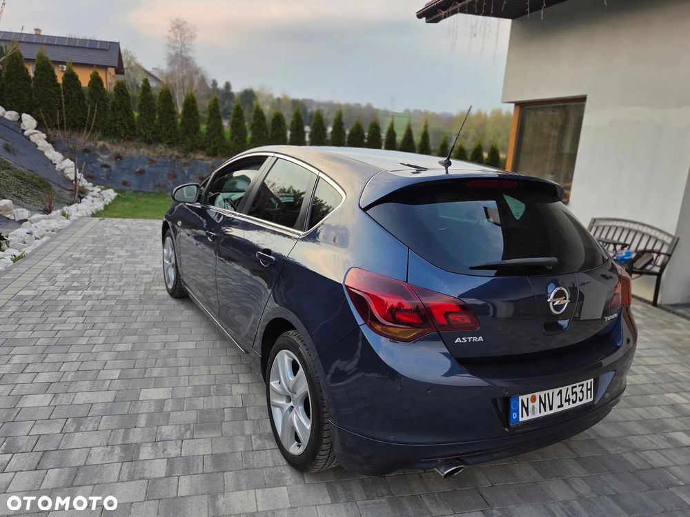 Opel Astra 1.4 Turbo Edition Sport - 3