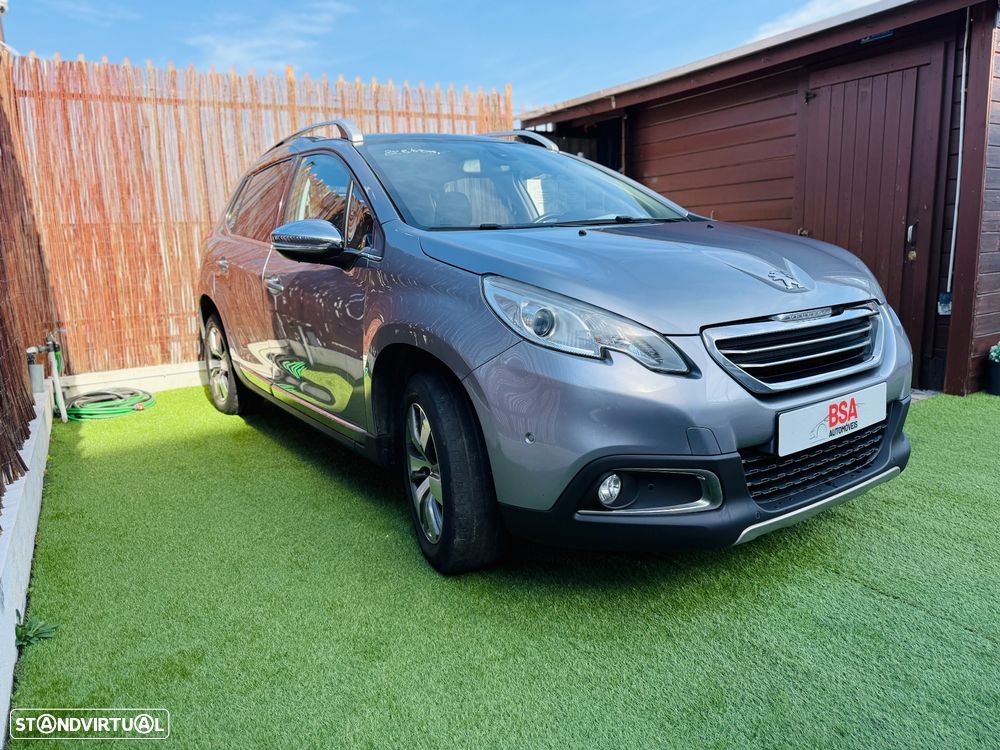 Peugeot 2008 1.2 PureTech Allure - 2