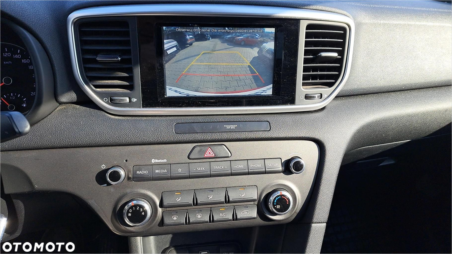 Kia Sportage - 12